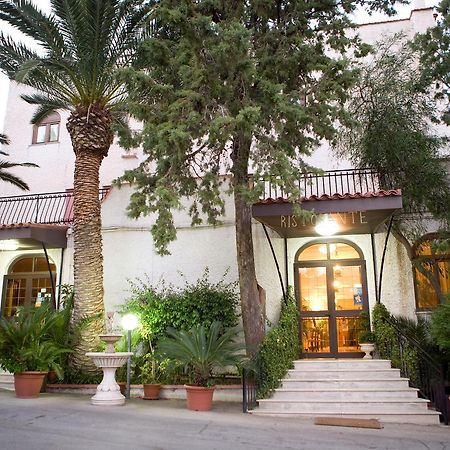 Hotel Miravalle Misilmeri Eksteriør bilde